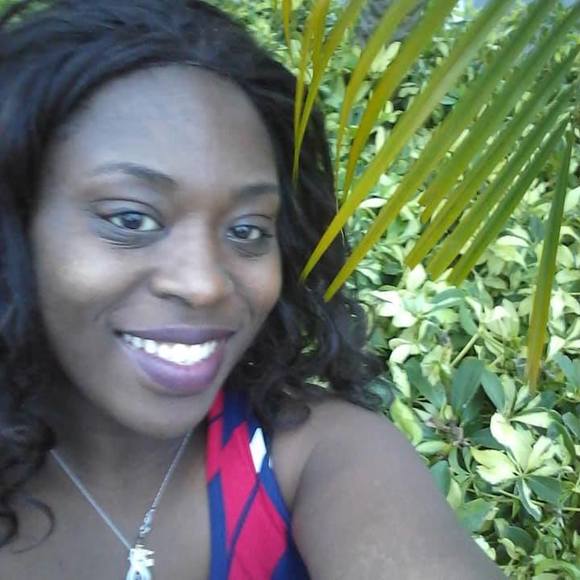 Meet your Posher, Alexis - Picture 1 of 1